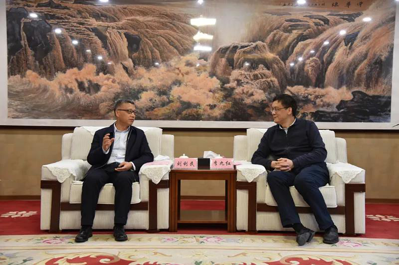 劉利民董事長(zhǎng)與楊凌示范區(qū)黨工委副書(shū)記、管委會(huì)常務(wù)副主任李九紅舉行會(huì)談